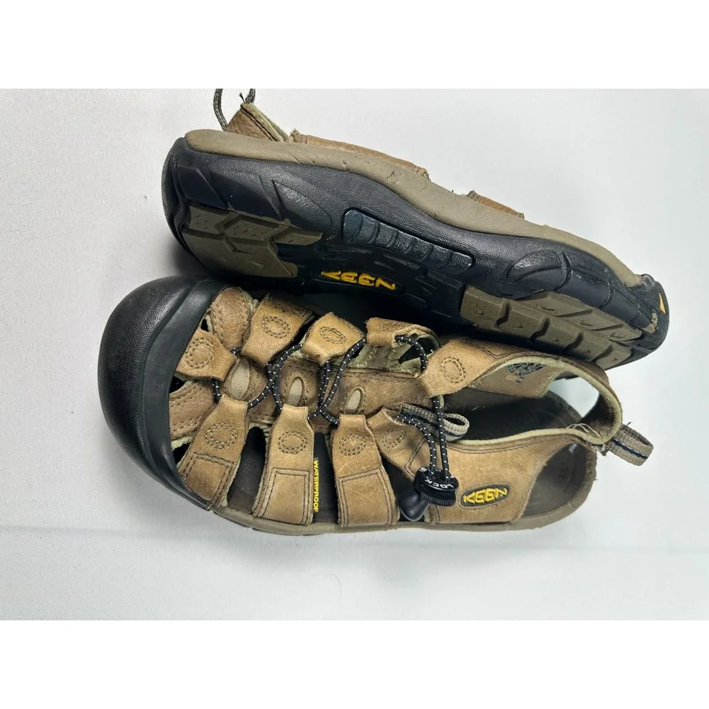 Keen Leather Hiking Sandals Men's 9 Brown Waterproof Closed Toe Outdoor Trail